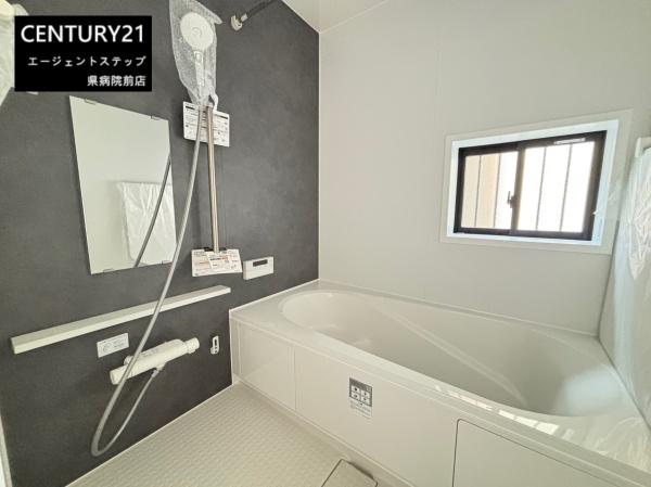 　バス　同仕様写真