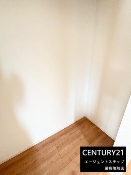 　収納　パントリー