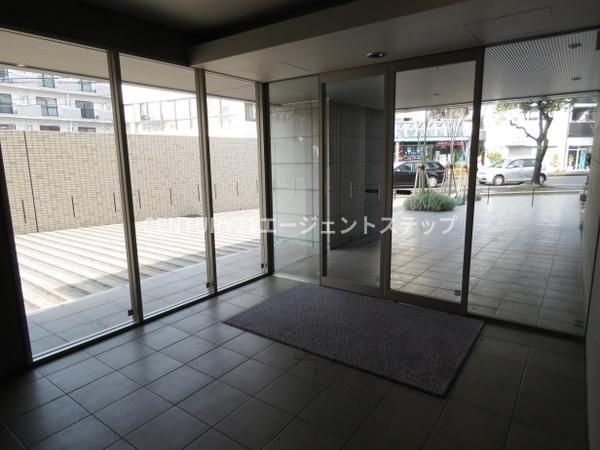 サーパス青葉イーストテラス　エントランス　