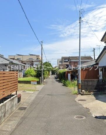 　前面道路含む現地写真　前面道路含む現地写真です