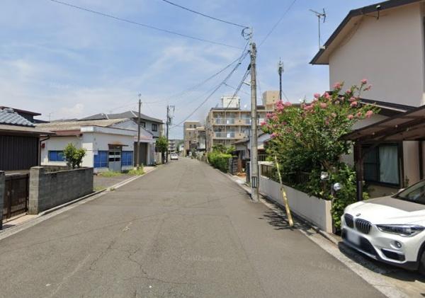 　前面道路含む現地写真　