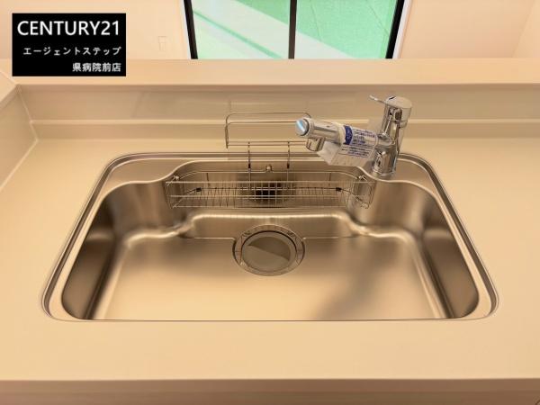 　キッチン　キッチンのシンクが広々しています