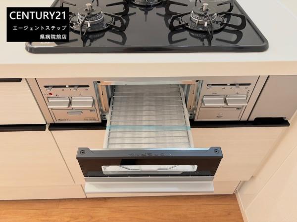 　キッチン　グリル付きキッチンです