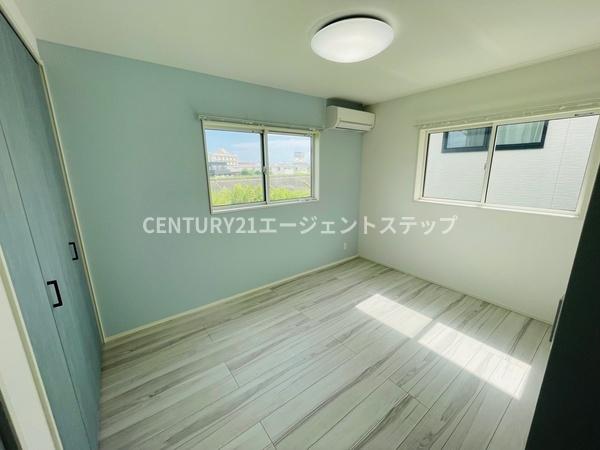 　洋室　洋室の明るさが魅力的です