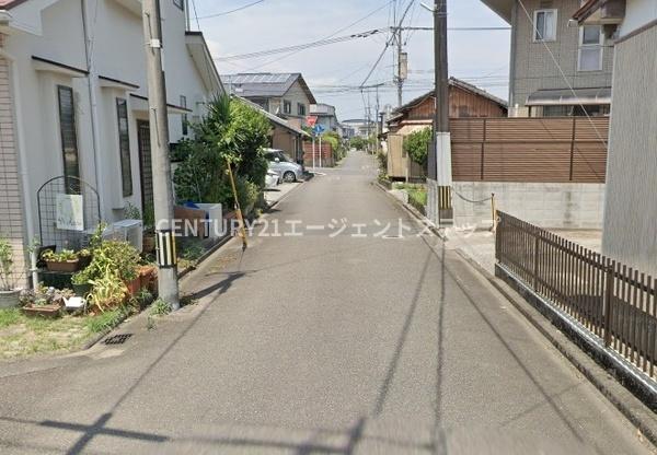 　前面道路含む現地写真　