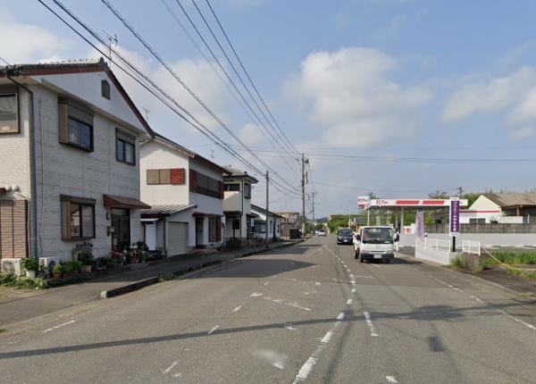 　前面道路含む現地写真　