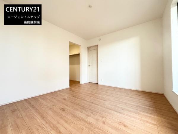 　洋室　洋室のシンプルなデザインです