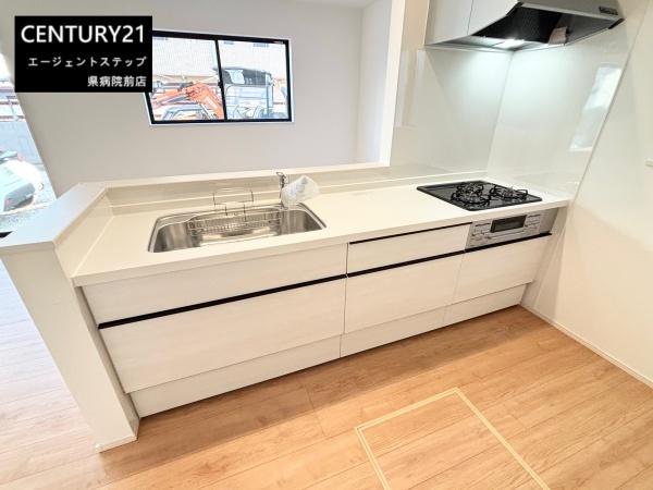 　キッチン　明るいキッチンが魅力です