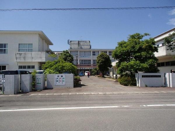 　宮崎市立赤江東中学校（中学校）／1192m　