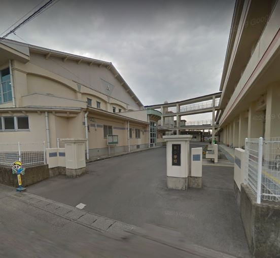 　都城市立東小学校（小学校）／1249m　