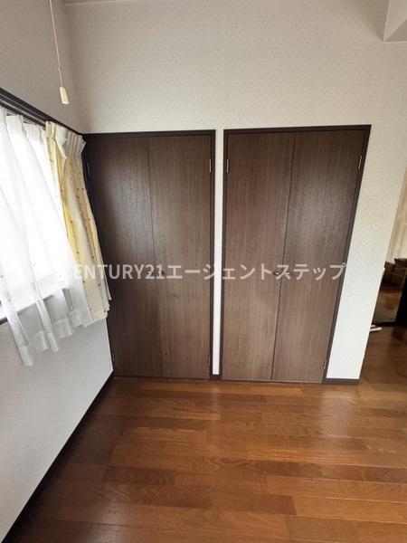 　収納　1階北西洋室収納