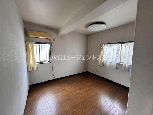 　洋室　1階北西洋室