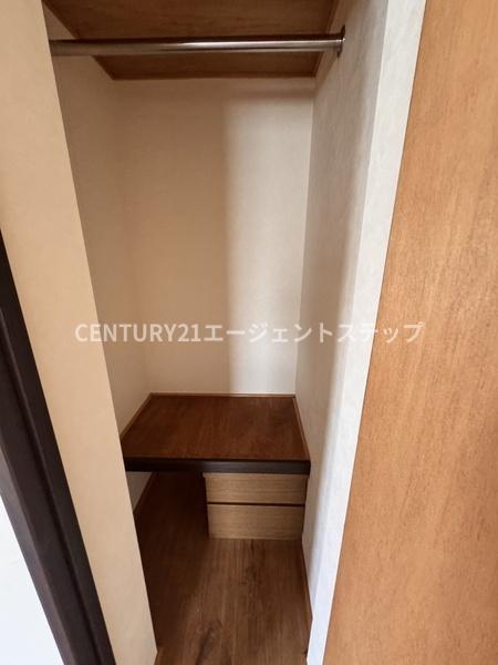 　収納　2階北西洋室収納