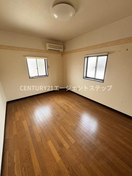 　洋室　2階北西洋室