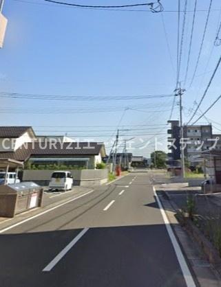 　前面道路含む現地写真　