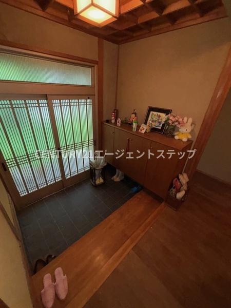 　玄関　玄関が印象的です