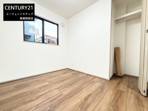 　洋室　明るい洋室が魅力です