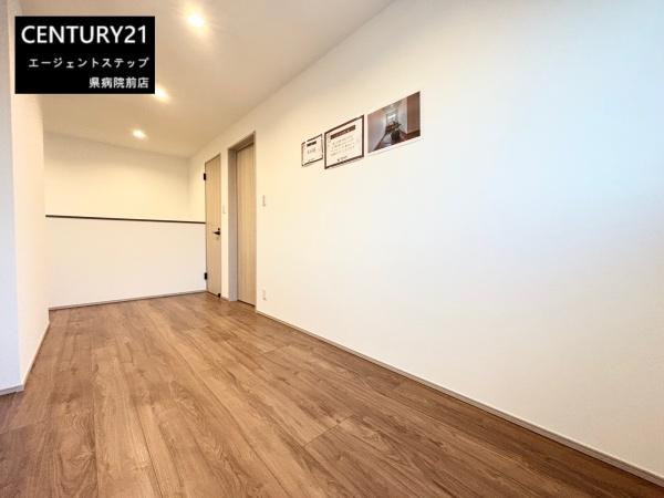 　洋室　使い勝手の良い洋室です