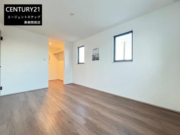 　洋室　開放感のある洋室です