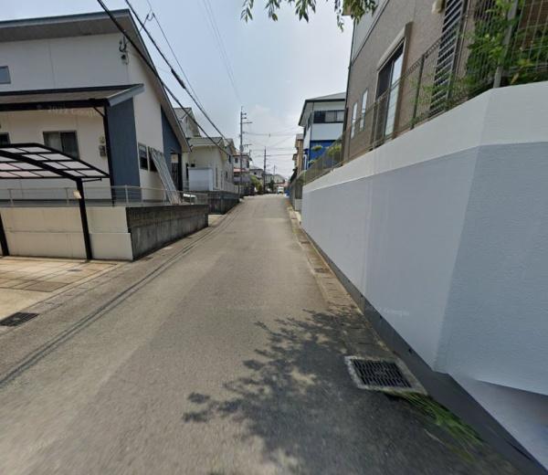 　前面道路含む現地写真　