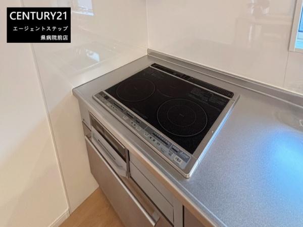 　キッチン　IHクッキングヒーター付キッチンです