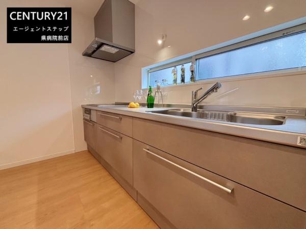 　キッチン　洗練されたキッチンが特徴です