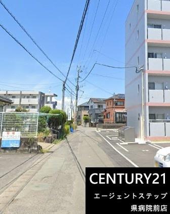 　前面道路含む現地写真　前面道路の状況が分かる現地写真です