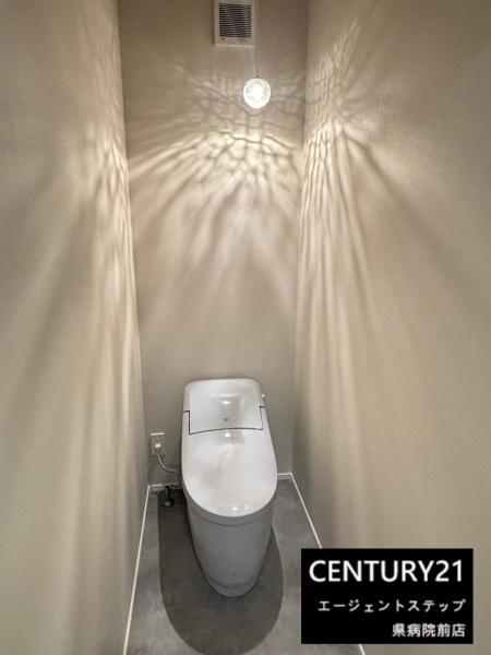 　トイレ　落ち着いた雰囲気のトイレです