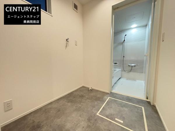 　洗面台・洗面所　洗面台・洗面所が広々しています