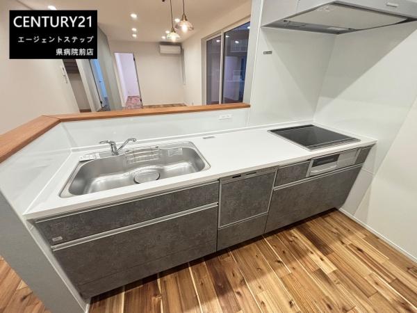 　キッチン　モダンなキッチンが魅力です