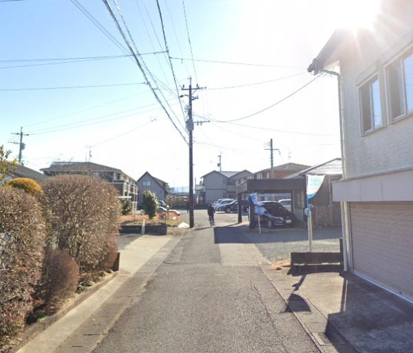 　前面道路含む現地写真　
