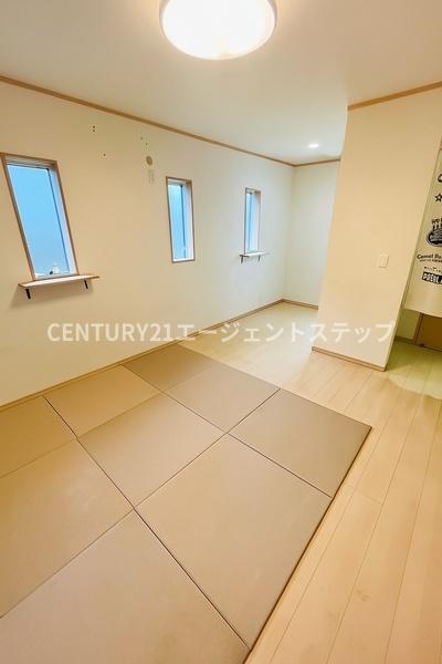 　和室　明るい和室が魅力です