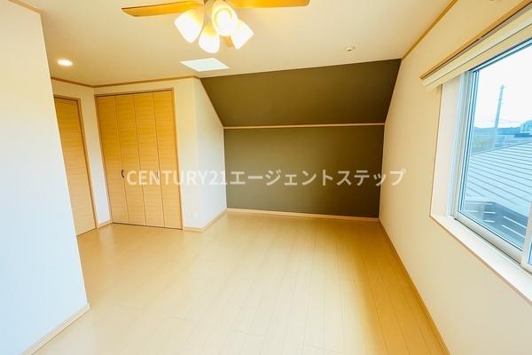 　洋室　洋室の開放感が魅力です