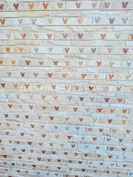 　その他現地　ユニークな外壁デザインです