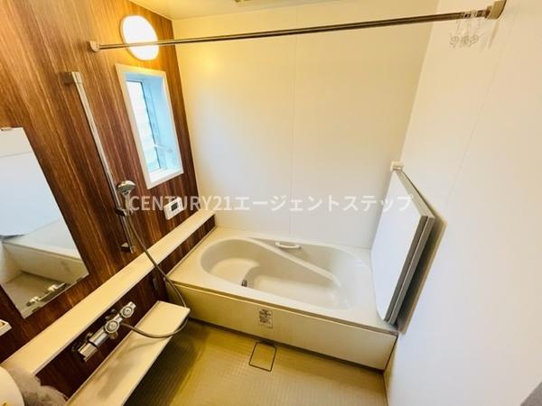 　バス　バスの広さが魅力です