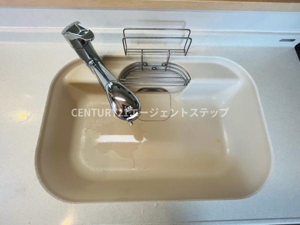 　キッチン　清潔感のあるキッチンシンクです