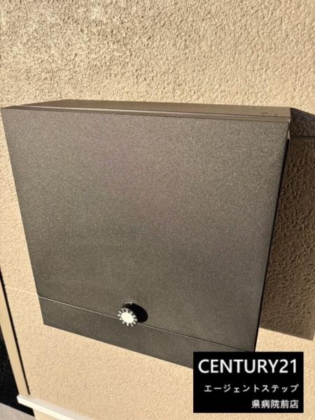 　その他　シンプルなポストが特徴です