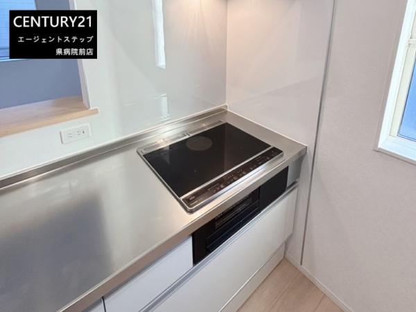 　キッチン　キッチンの収納が便利です