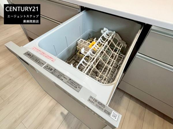 　キッチン　キッチンに食器洗い乾燥機付きです