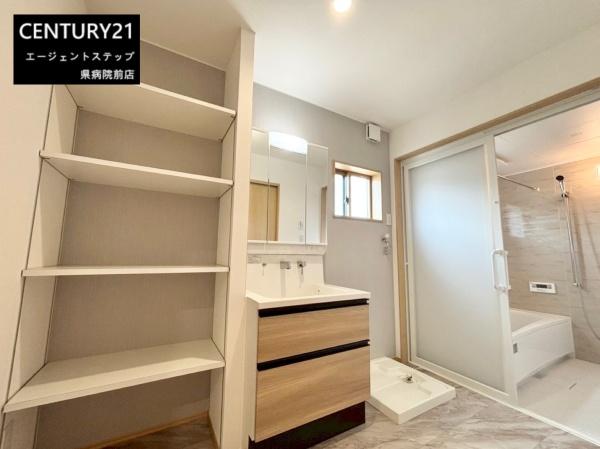 　洗面台・洗面所　洗面台・洗面所が広々しています