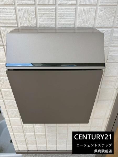 　その他　郵便受けが設置されています