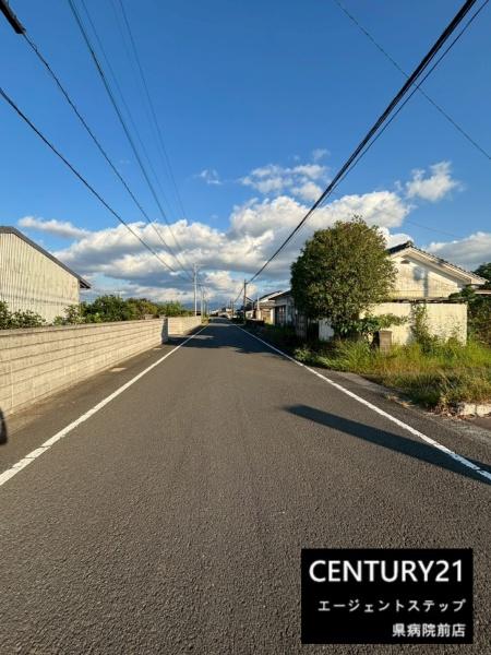 　前面道路含む現地写真　