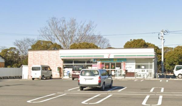 　セブンイレブン都城一万城町店（コンビニ）／3868m　
