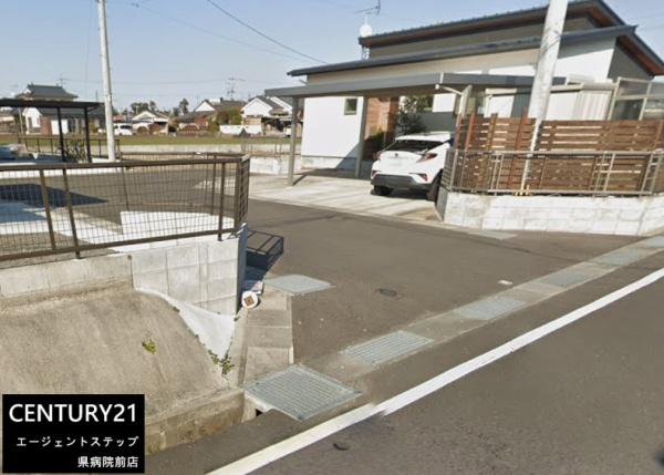 　前面道路含む現地写真　