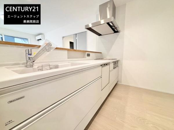 　キッチン　明るいキッチン空間です