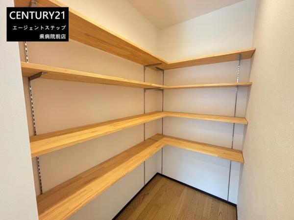 　収納　使いやすい収納スペースです