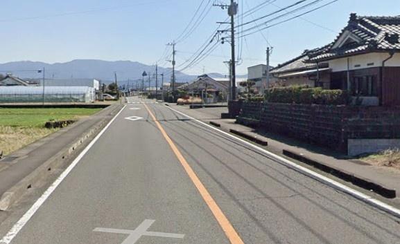 　前面道路含む現地写真　