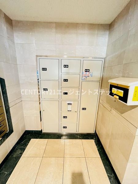 グランドパレス大塚　その他共用部分　宅配ボックスが設置されています