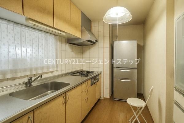 グランドパレス大塚　キッチン　キッチンの収納力が便利です