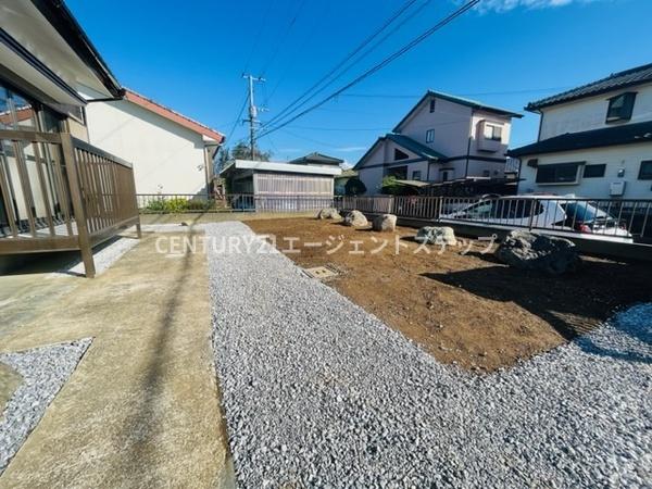 　庭　日当たりの良い庭です